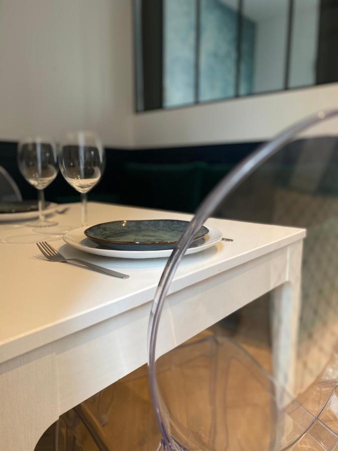 La Suite Dandy - Beau T2 -Terrasse, Parking Gratuit, Climatisation Bagneres-de-Bigorre Exterior photo